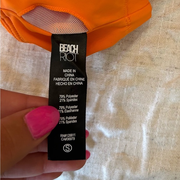 Beach Riot Yara Racerback Crop Tank - Picture 5 of 5